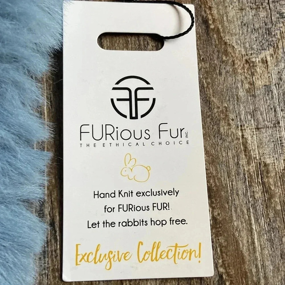 Furious Fur | Bunny Hop String Mittens - Faux  Fir - Picture 5 of 6